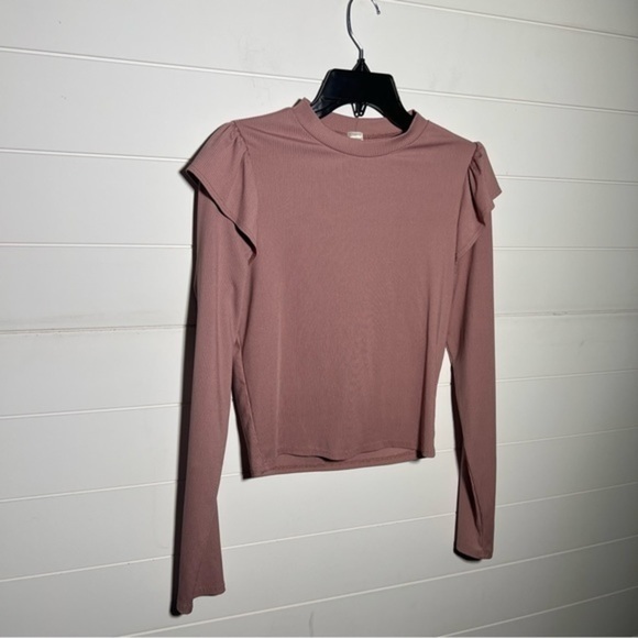 I JOAH Long sleeve ruffle top - Picture 2 of 6